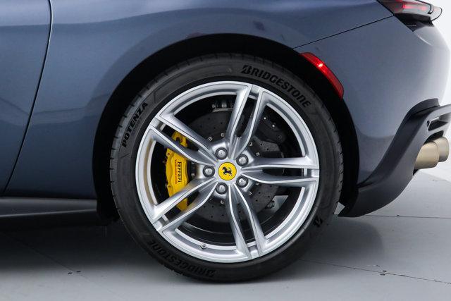 2025 Ferrari ROMA SPIDER