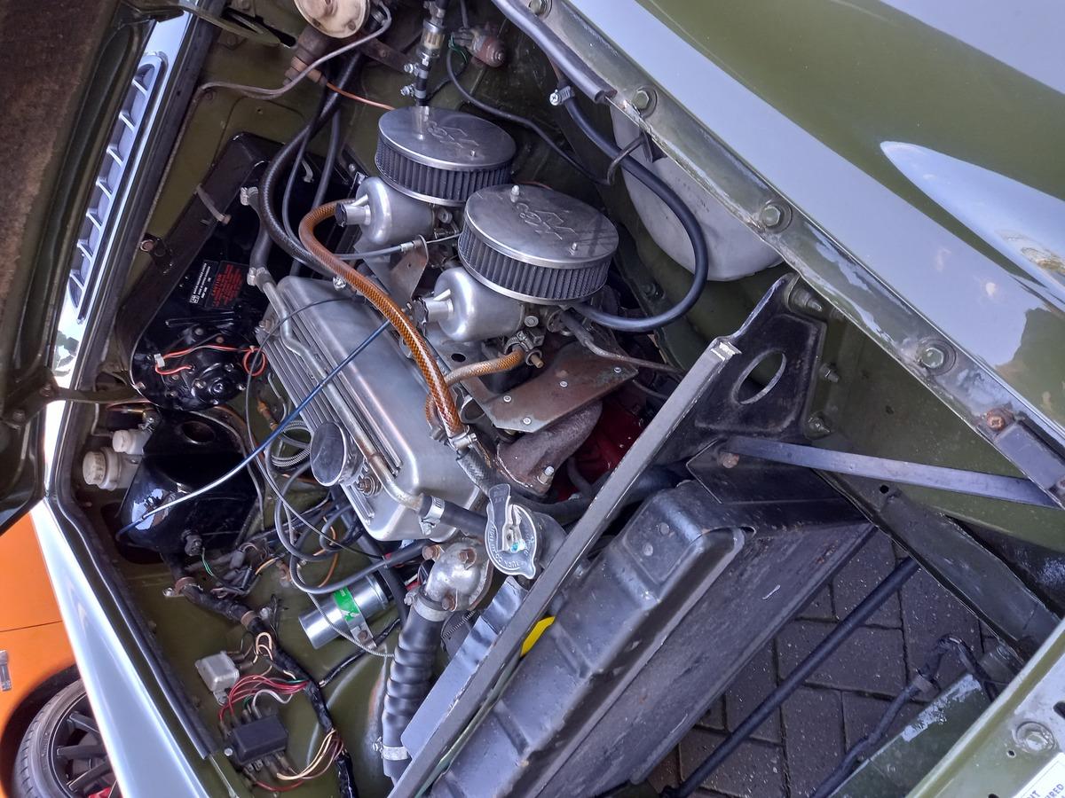 1976 MG B Roadster