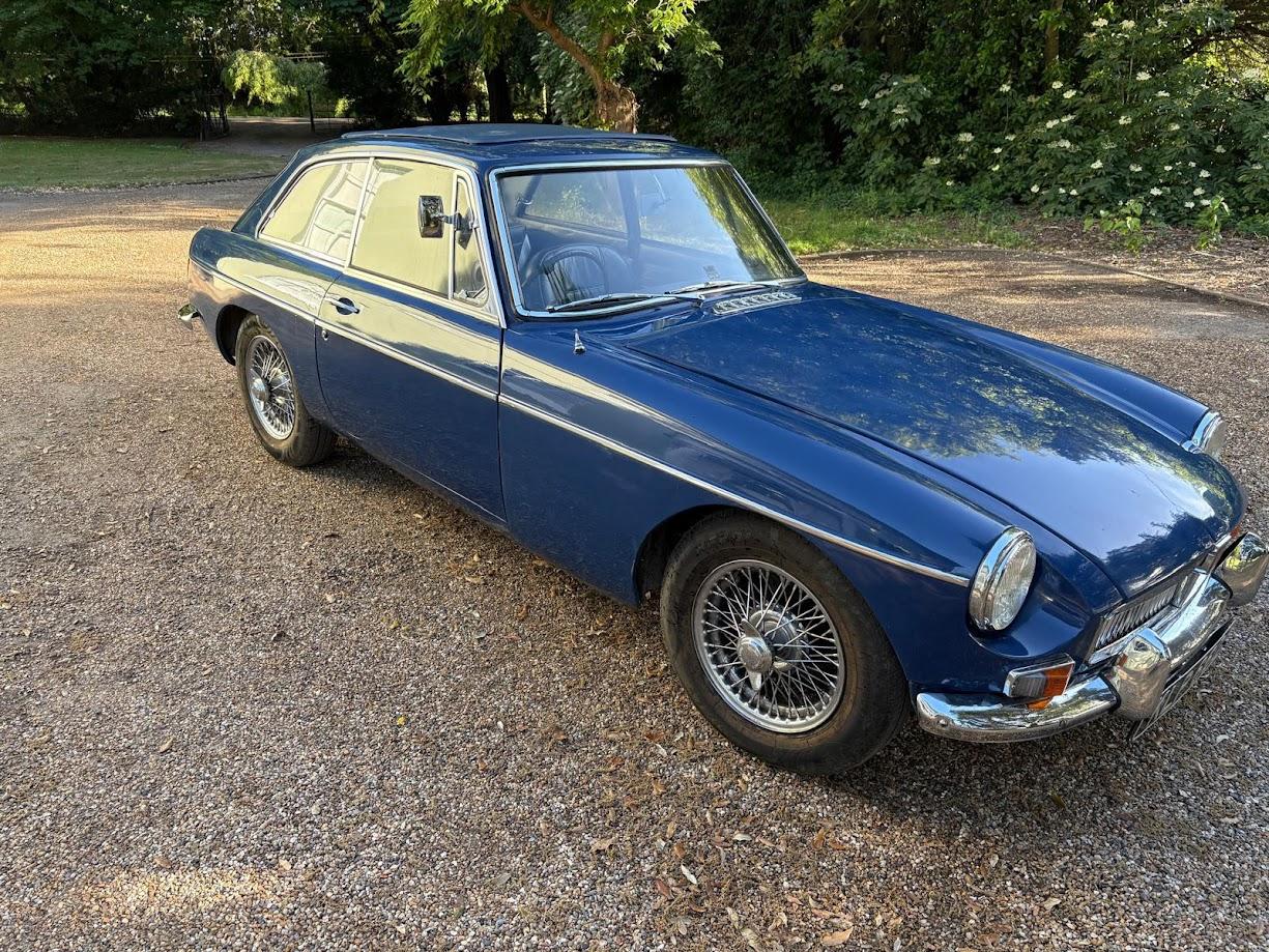 1966 MG B GT