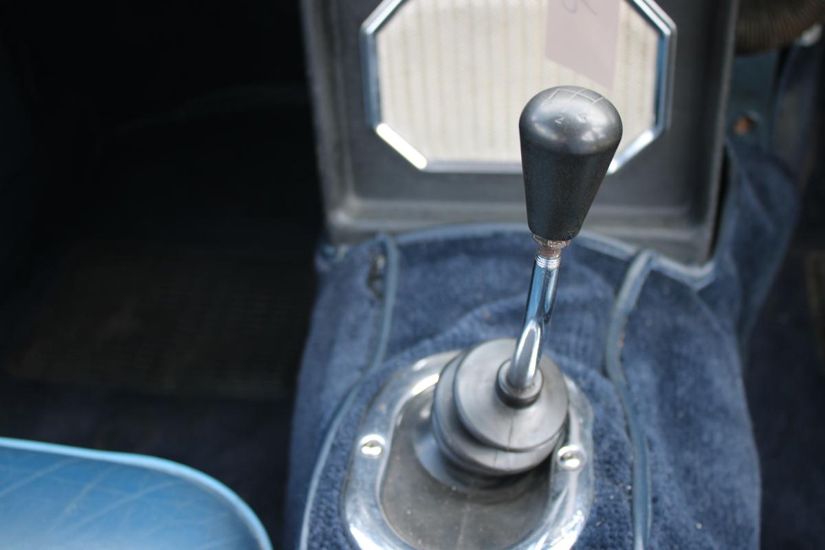 1966 MG B GT