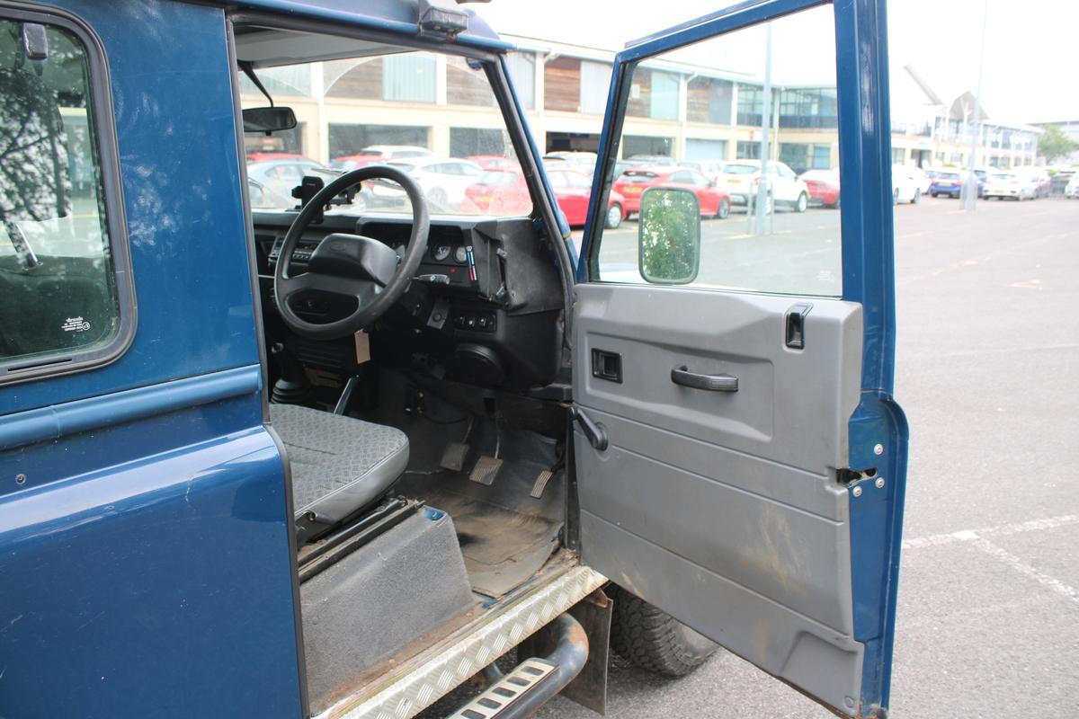 2001 Land Rover DEFENDER 90 TD5