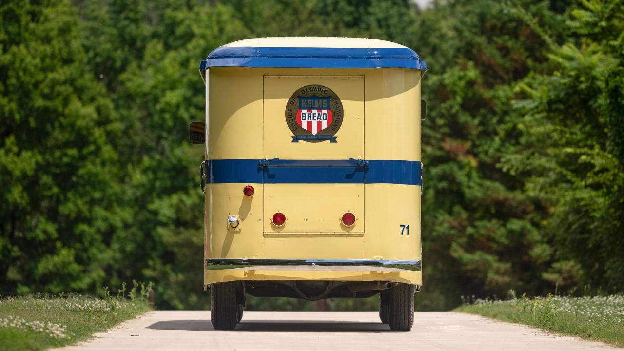 1936 Divco-Twin Coach Helms Delivery Van