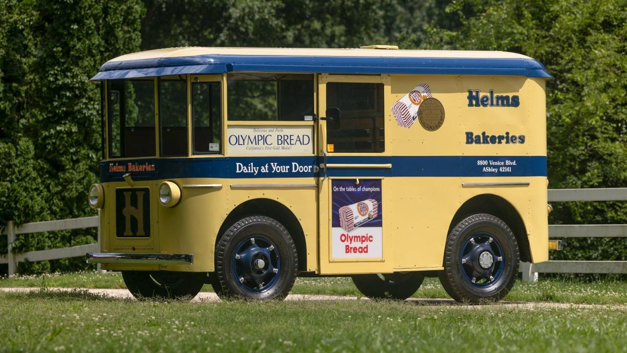 1936 Divco-Twin Coach Helms Delivery Van