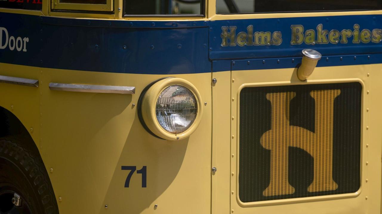 1936 Divco-Twin Coach Helms Delivery Van