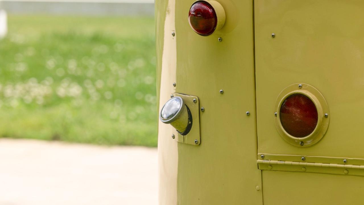 1936 Divco-Twin Coach Helms Delivery Van