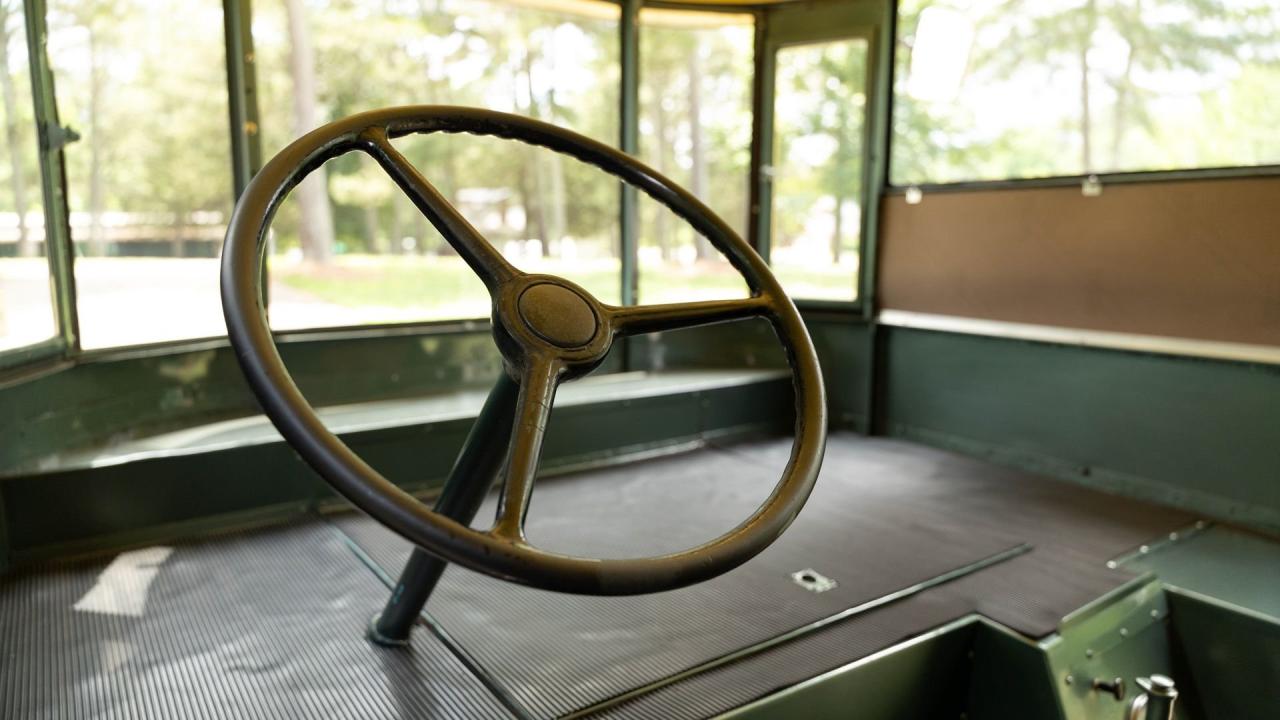 1936 Divco-Twin Coach Helms Delivery Van