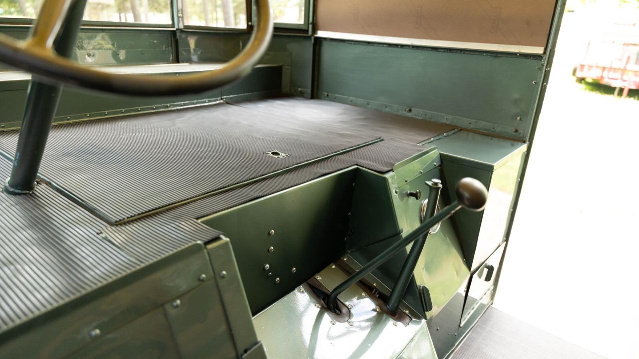 1936 Divco-Twin Coach Helms Delivery Van
