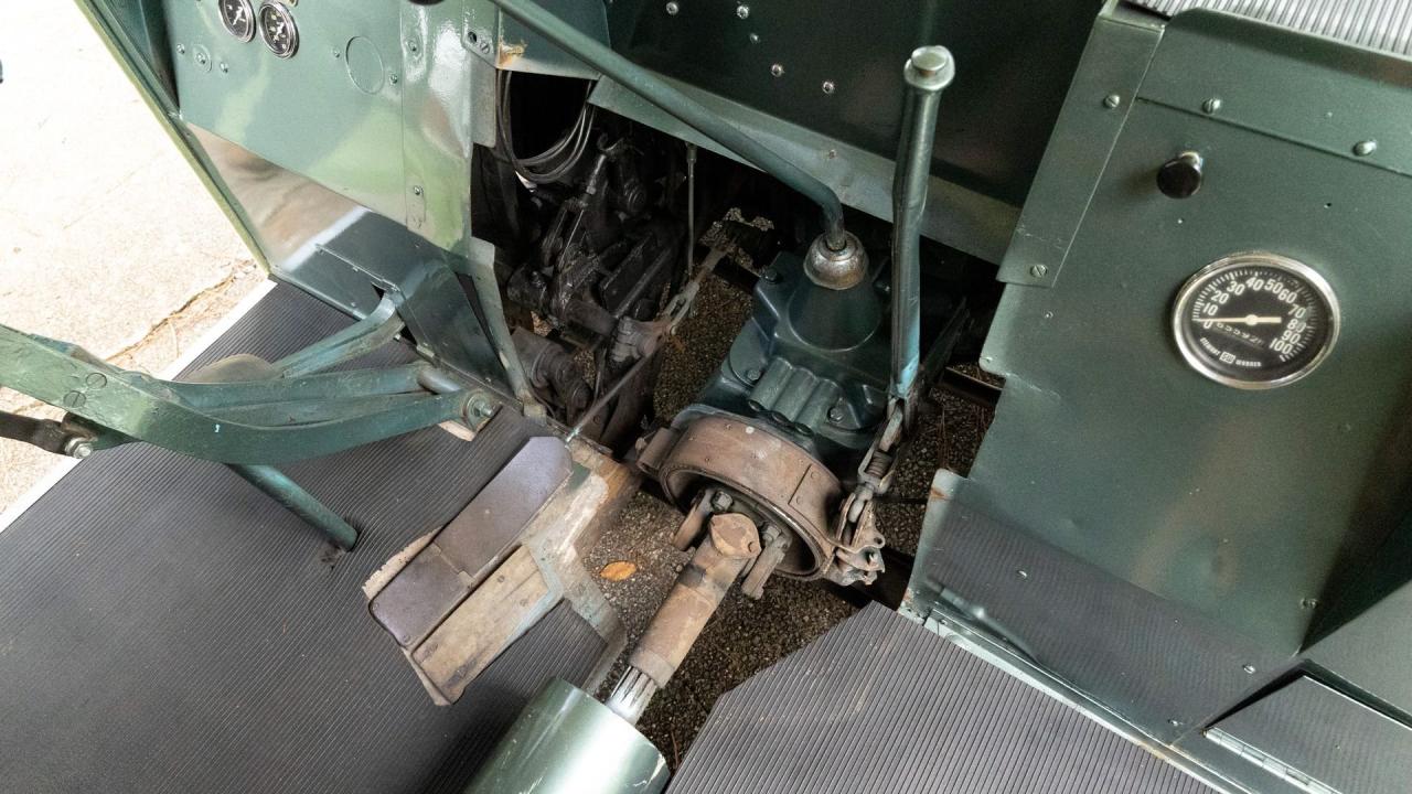 1936 Divco-Twin Coach Helms Delivery Van