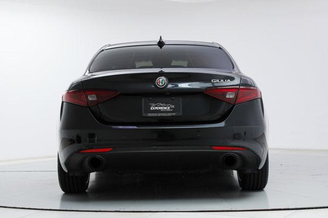 2022 Alfa Romeo Giulia