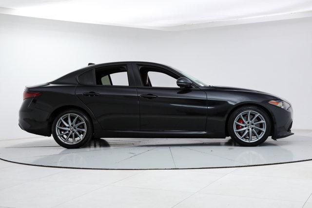 2022 Alfa Romeo Giulia