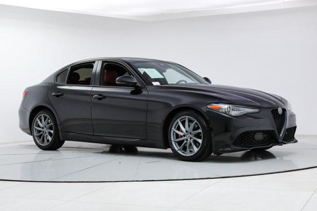 2022 Alfa Romeo Giulia