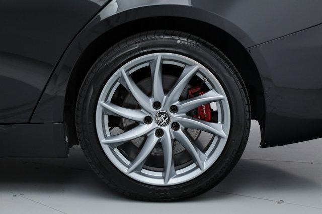 2022 Alfa Romeo Giulia