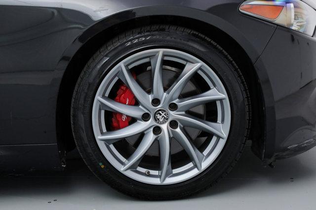 2022 Alfa Romeo Giulia