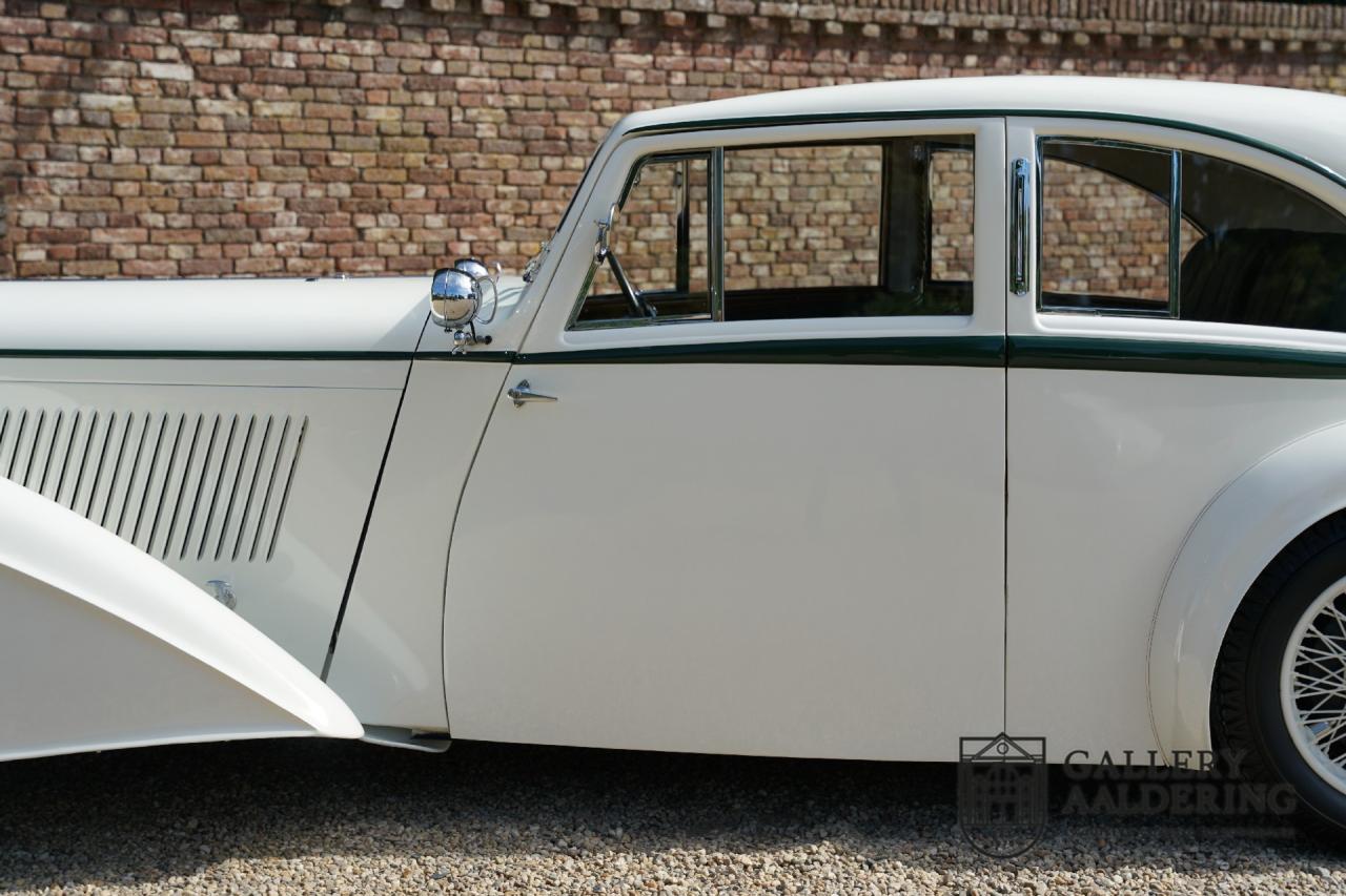 1933 Bentley 3&frac12; litre &ldquo;Streamline&rdquo; by Park Ward &amp; Co