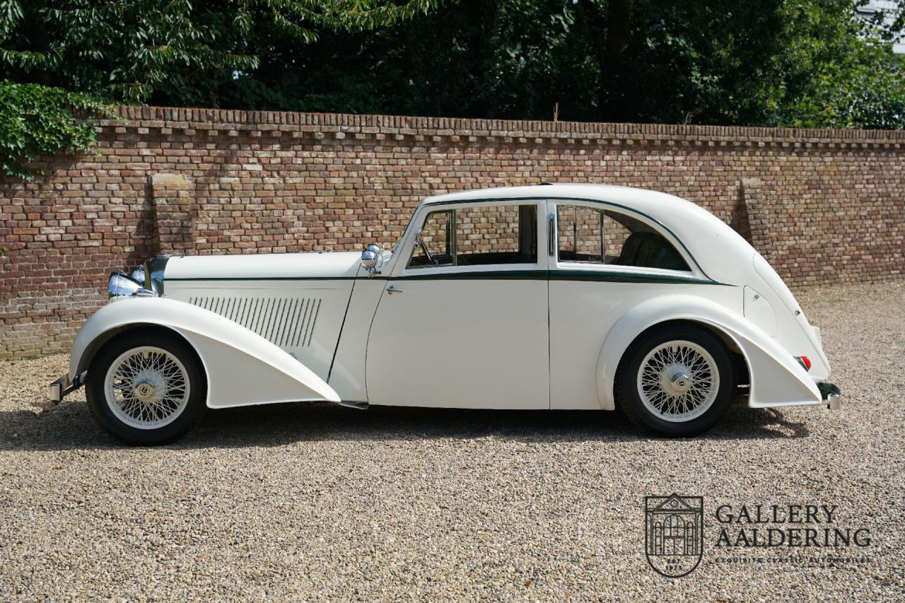 1933 Bentley 3&frac12; litre &ldquo;Streamline&rdquo; by Park Ward &amp; Co