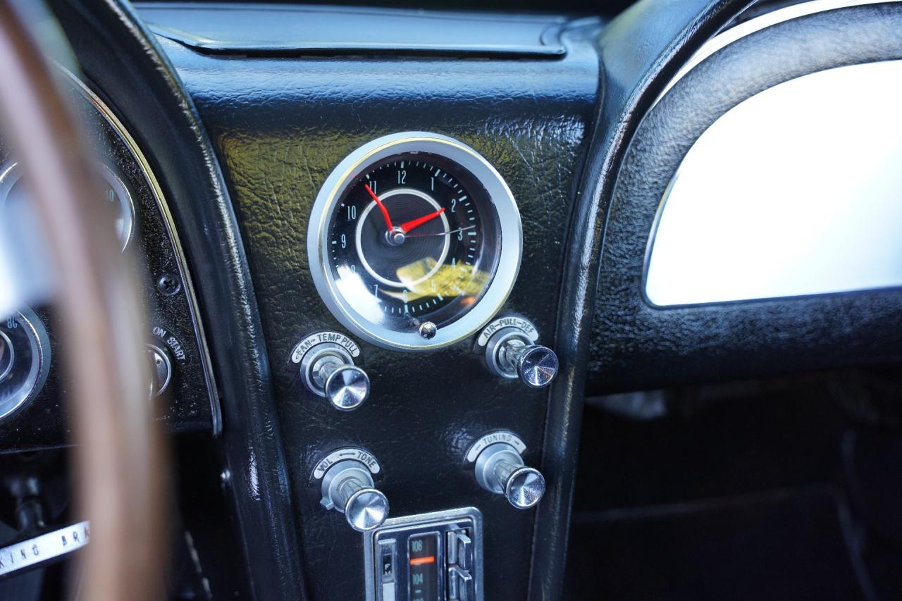 1964 Corvette C2 Sting Ray Coup&eacute;