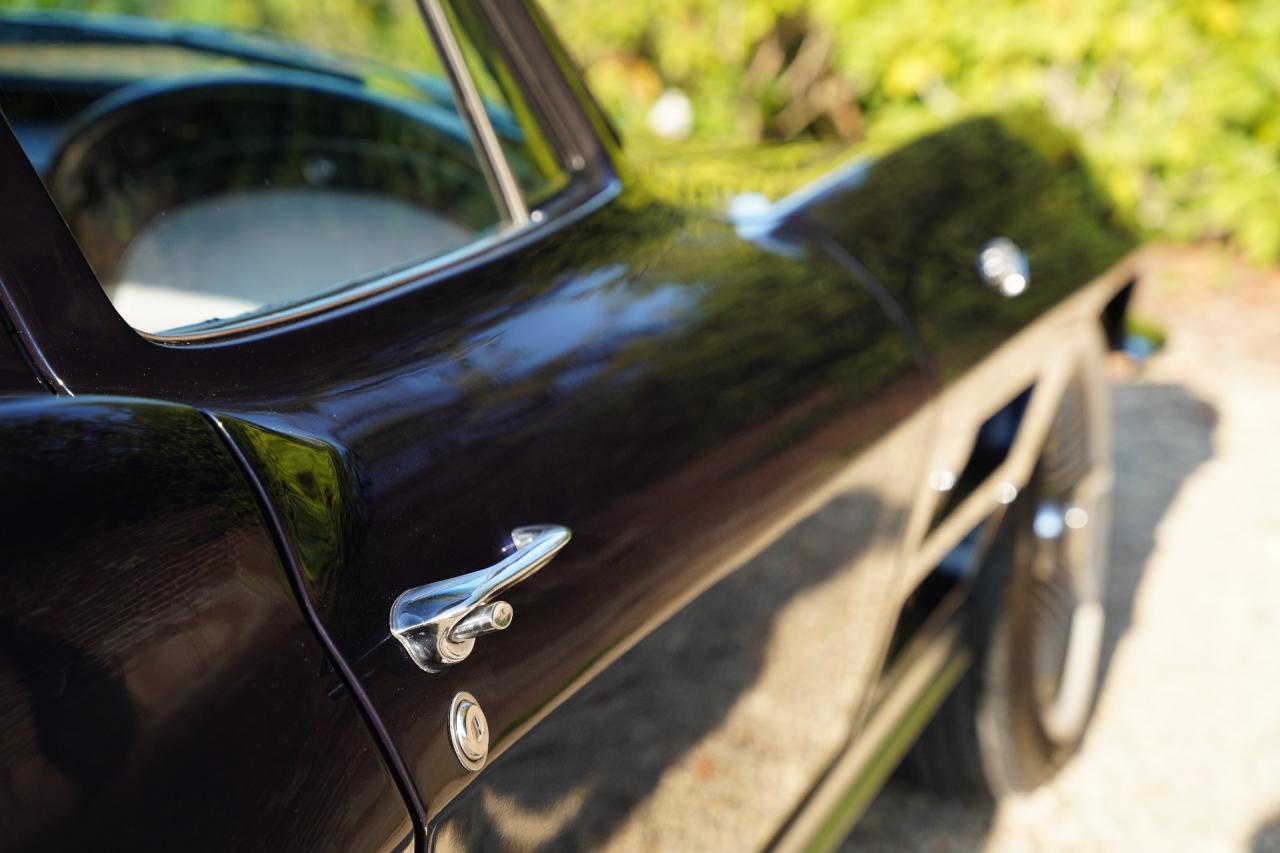 1964 Corvette C2 Sting Ray Coup&eacute;