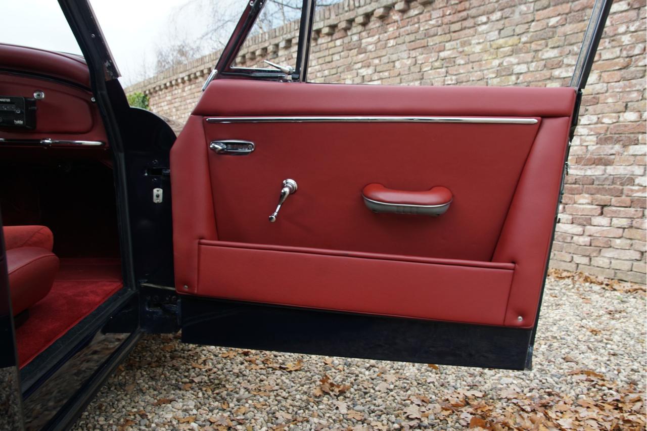 1959 Jaguar XK150 FHC 3.4 SE