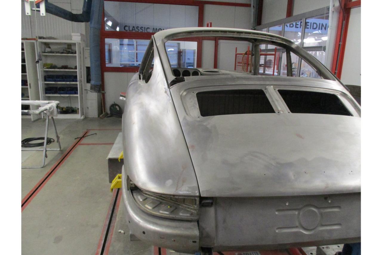 1965 Porsche 911 Urmodell 2.0 SWB &ldquo;Passionate restoration&rdquo;