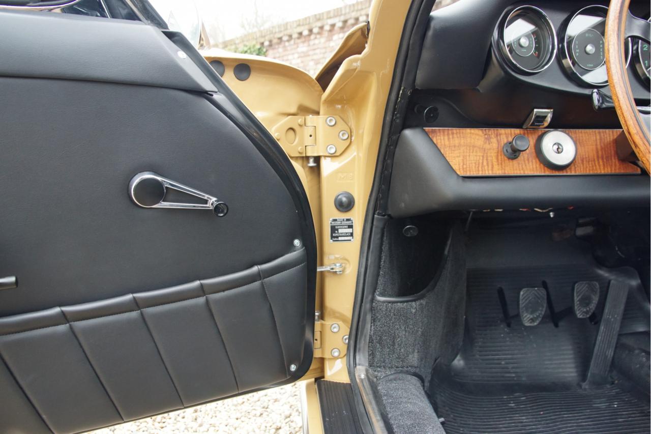 1965 Porsche 911 Urmodell 2.0 SWB &ldquo;Passionate restoration&rdquo;
