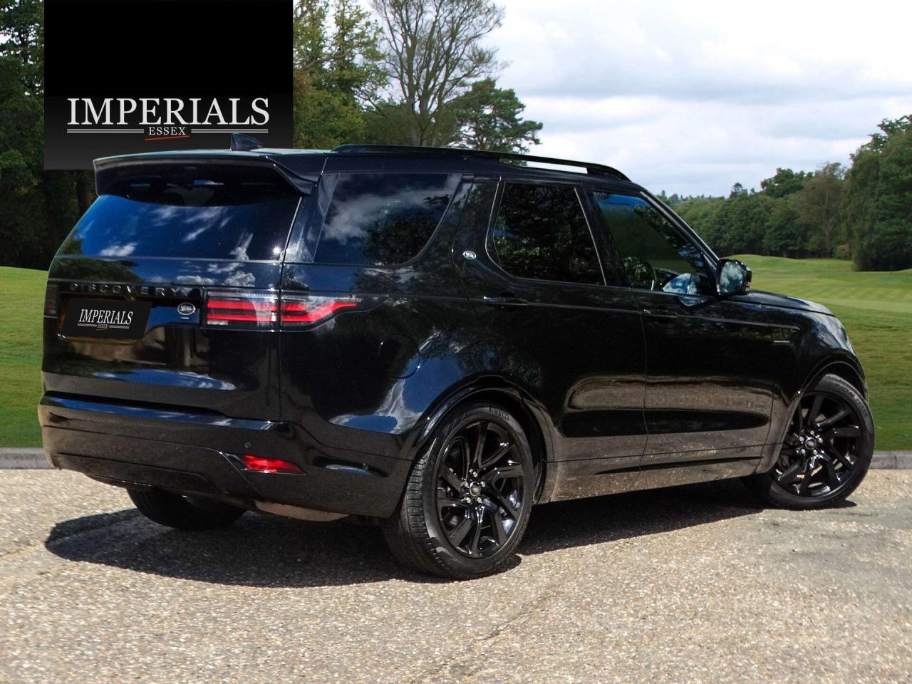 2022 Land Rover 3.0 D300 MHEV R-Dynamic SE Auto 4WD Euro 6 (s/s) 5dr