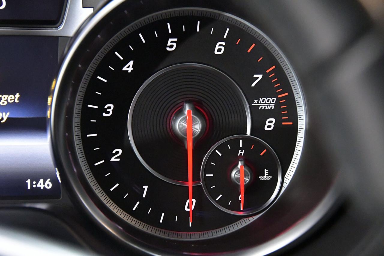 2019 Mercedes - Benz SL550
