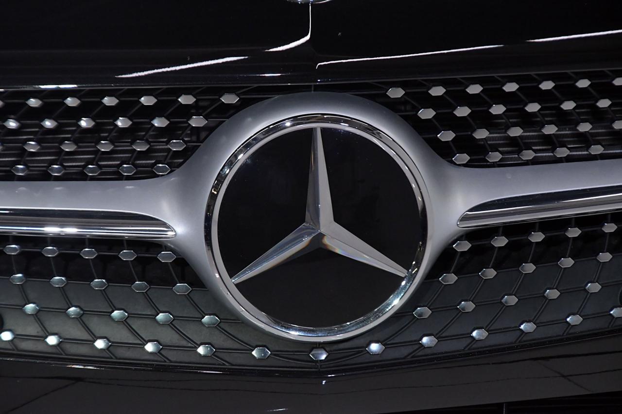 2019 Mercedes - Benz SL550