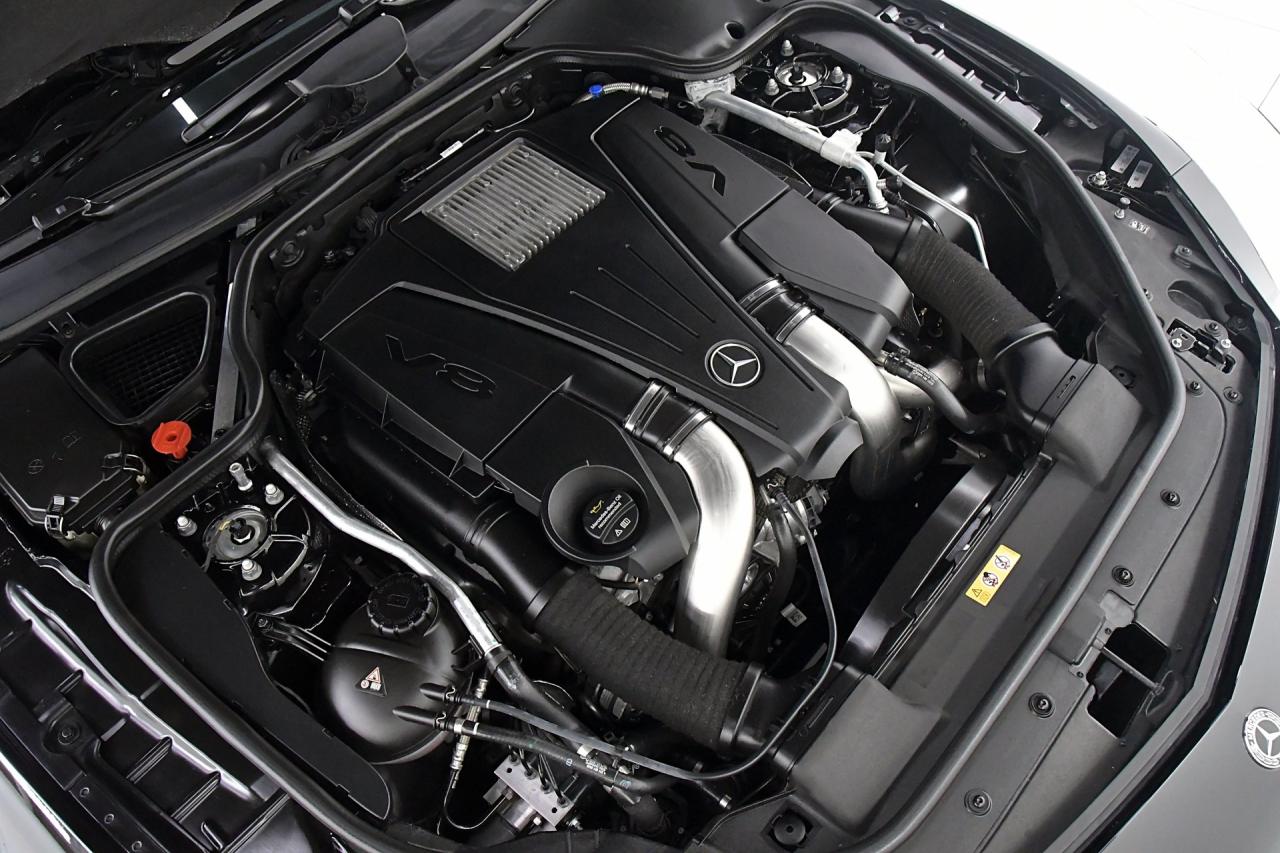 2019 Mercedes - Benz SL550