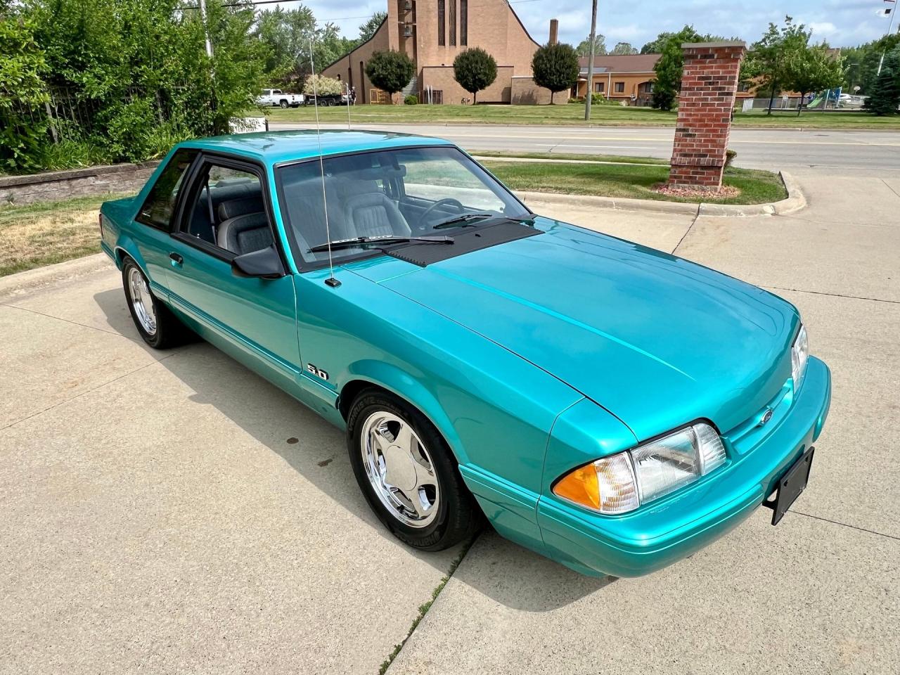 1993 Ford Mustang LX 5.0