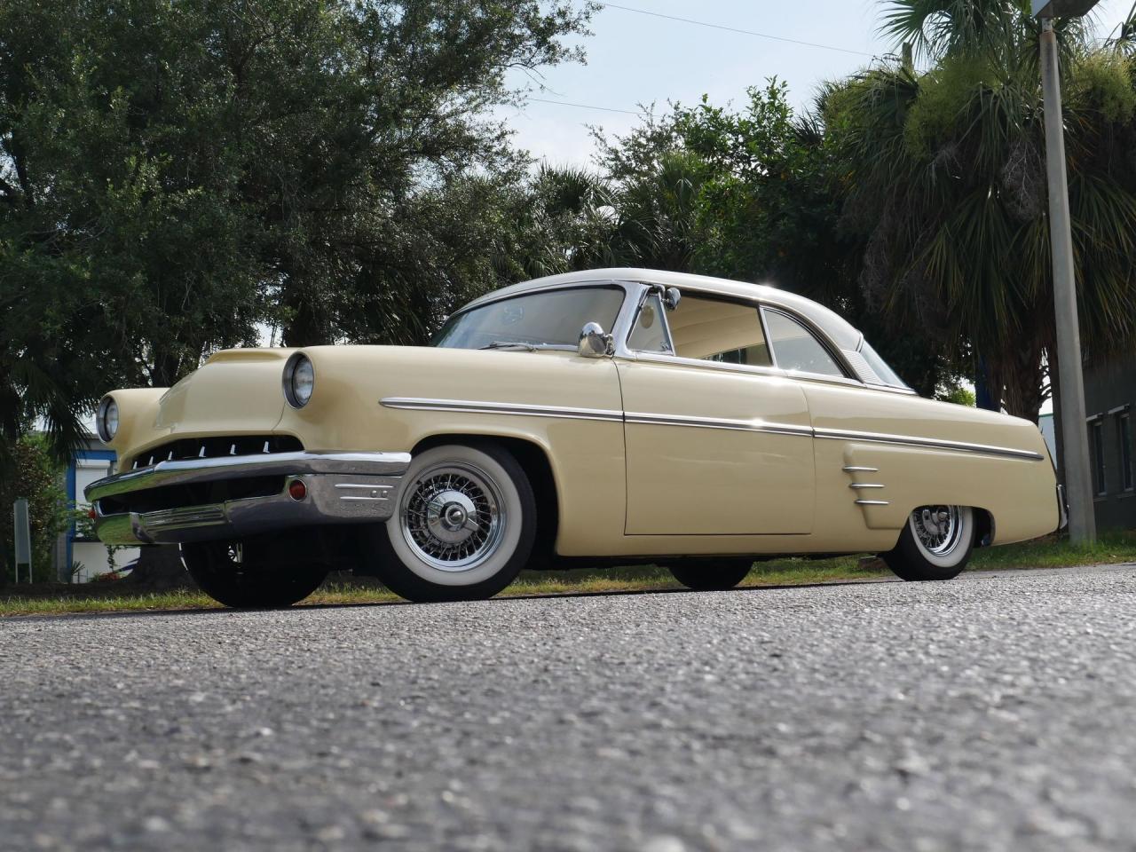 1953 Mercury Monterey