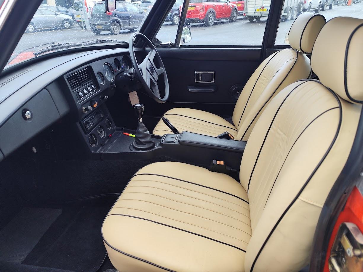 1977 MG B GT