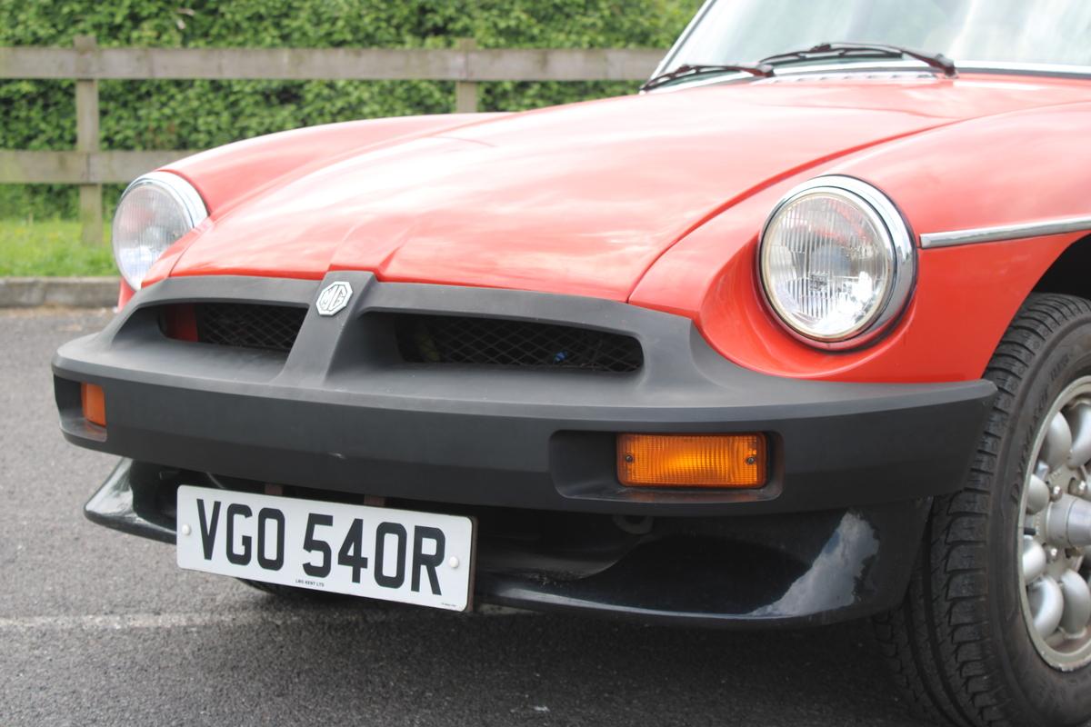 1977 MG B GT