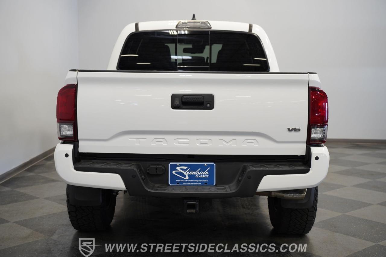 2018 Toyota Tacoma TRD SPORT