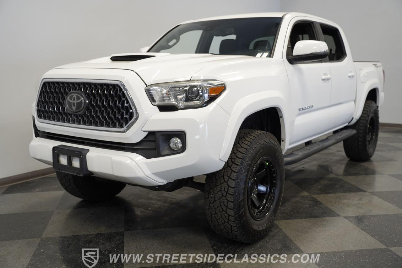 2018 Toyota Tacoma TRD SPORT