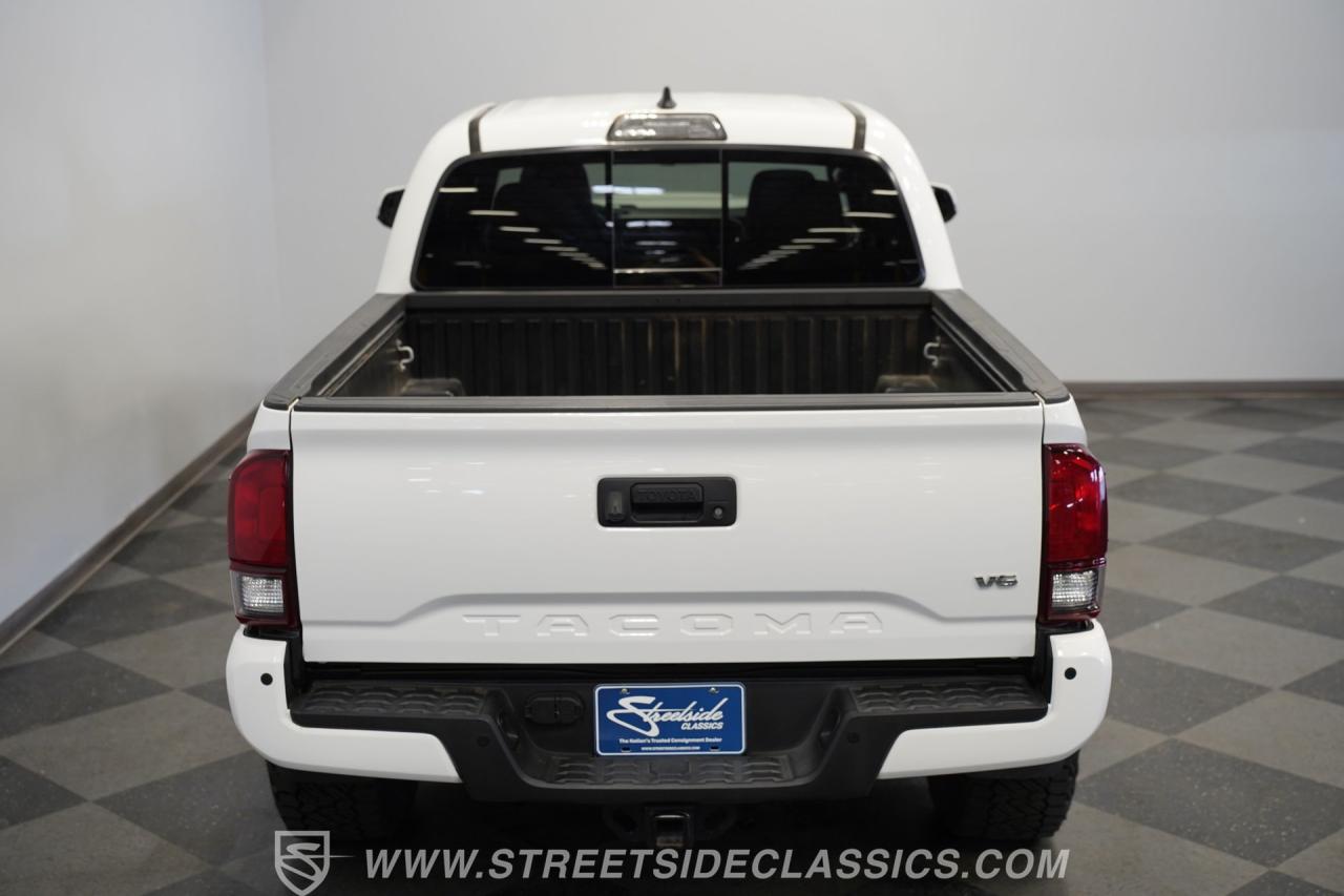 2018 Toyota Tacoma TRD SPORT
