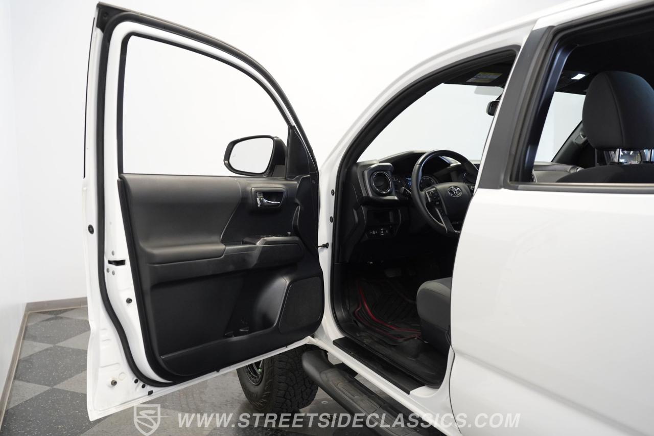2018 Toyota Tacoma TRD SPORT
