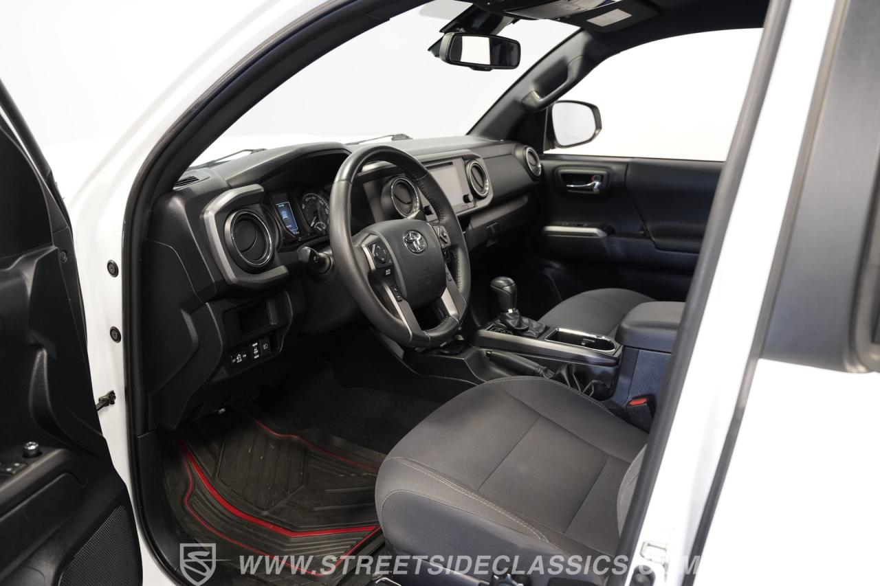 2018 Toyota Tacoma TRD SPORT