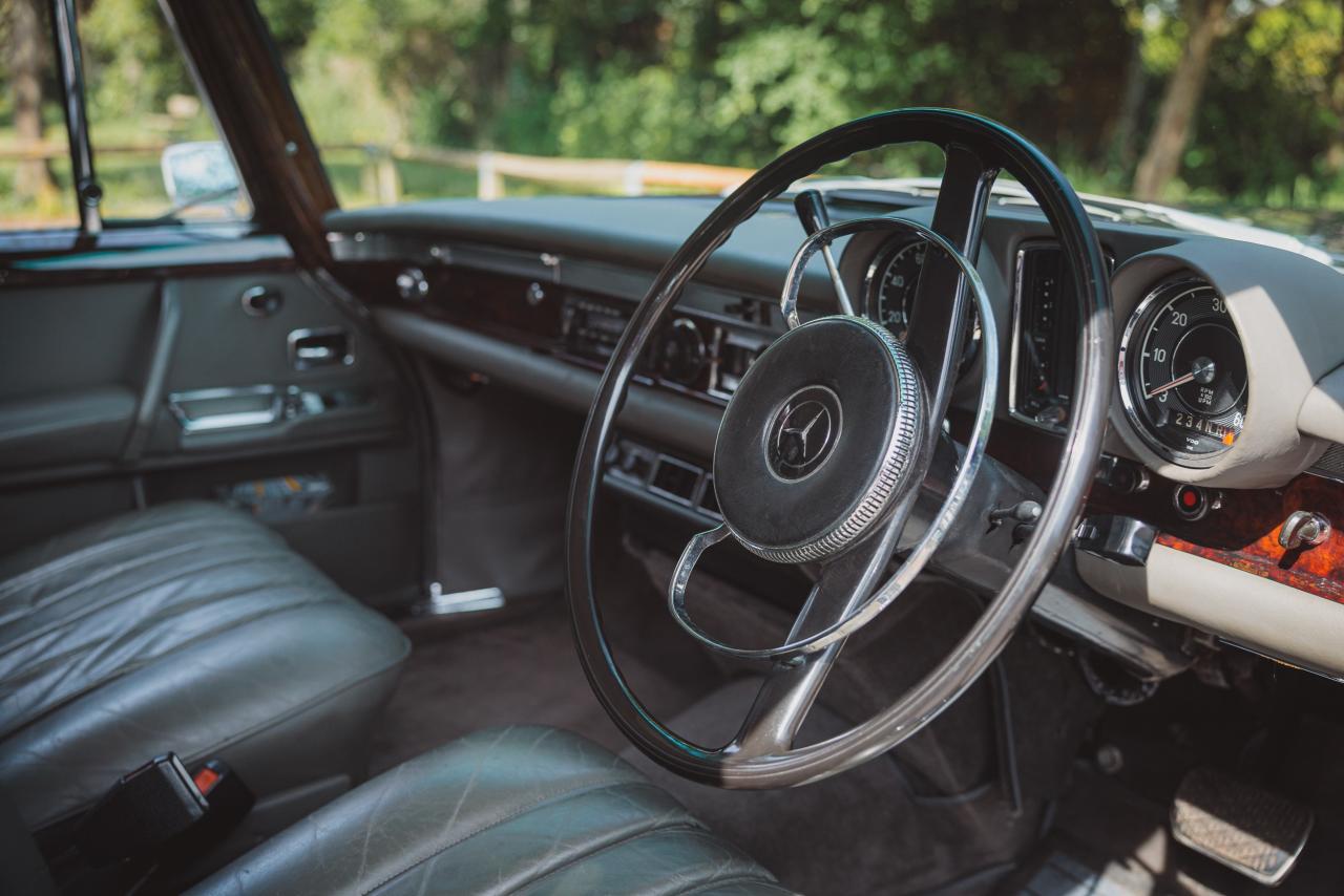 1965 Mercedes - Benz 600 Grosser