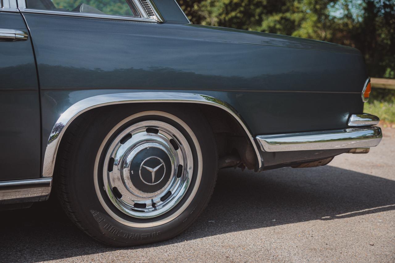 1965 Mercedes - Benz 600 Grosser