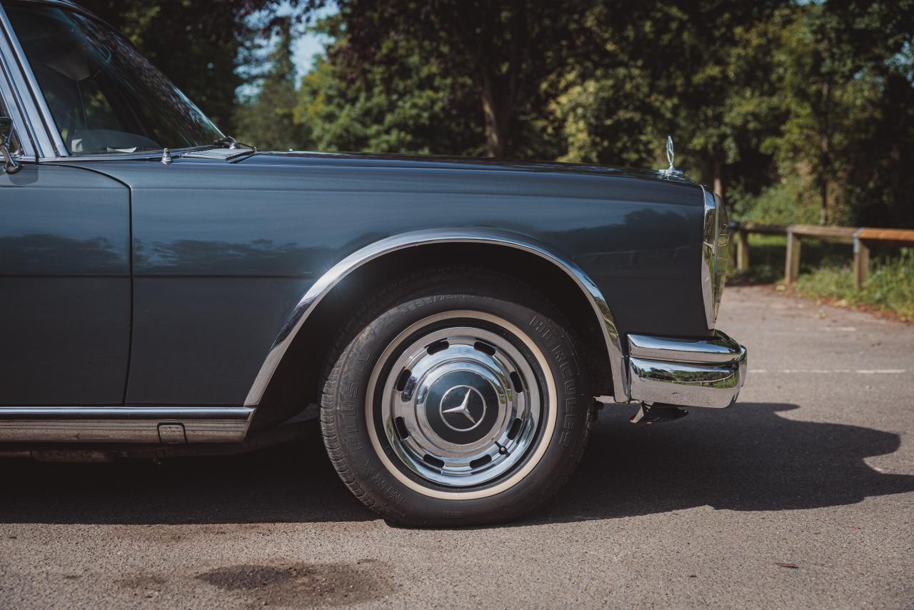 1965 Mercedes - Benz 600 Grosser