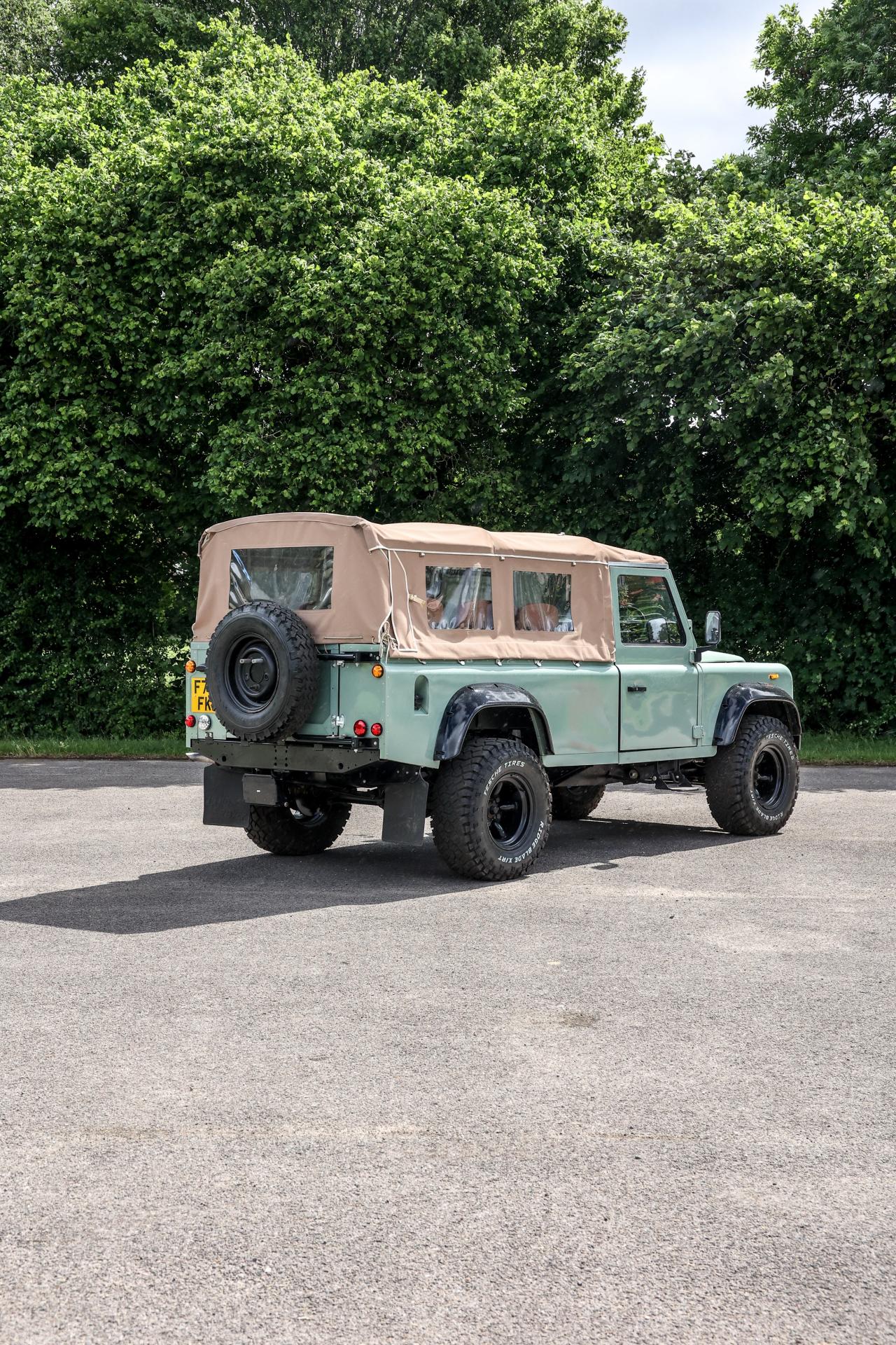 1989 Land Rover Defender 110 Soft Top