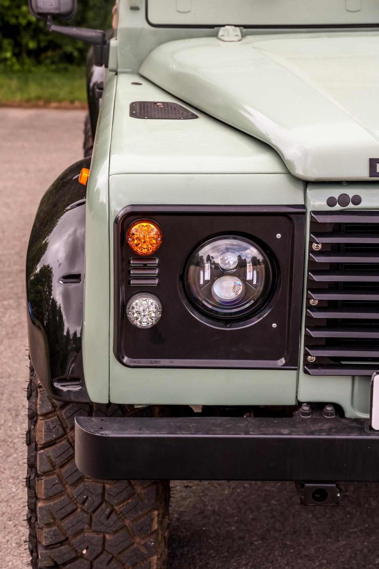1989 Land Rover Defender 110 Soft Top