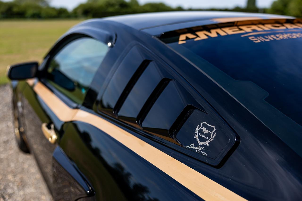 2009 Ford Mustang V6