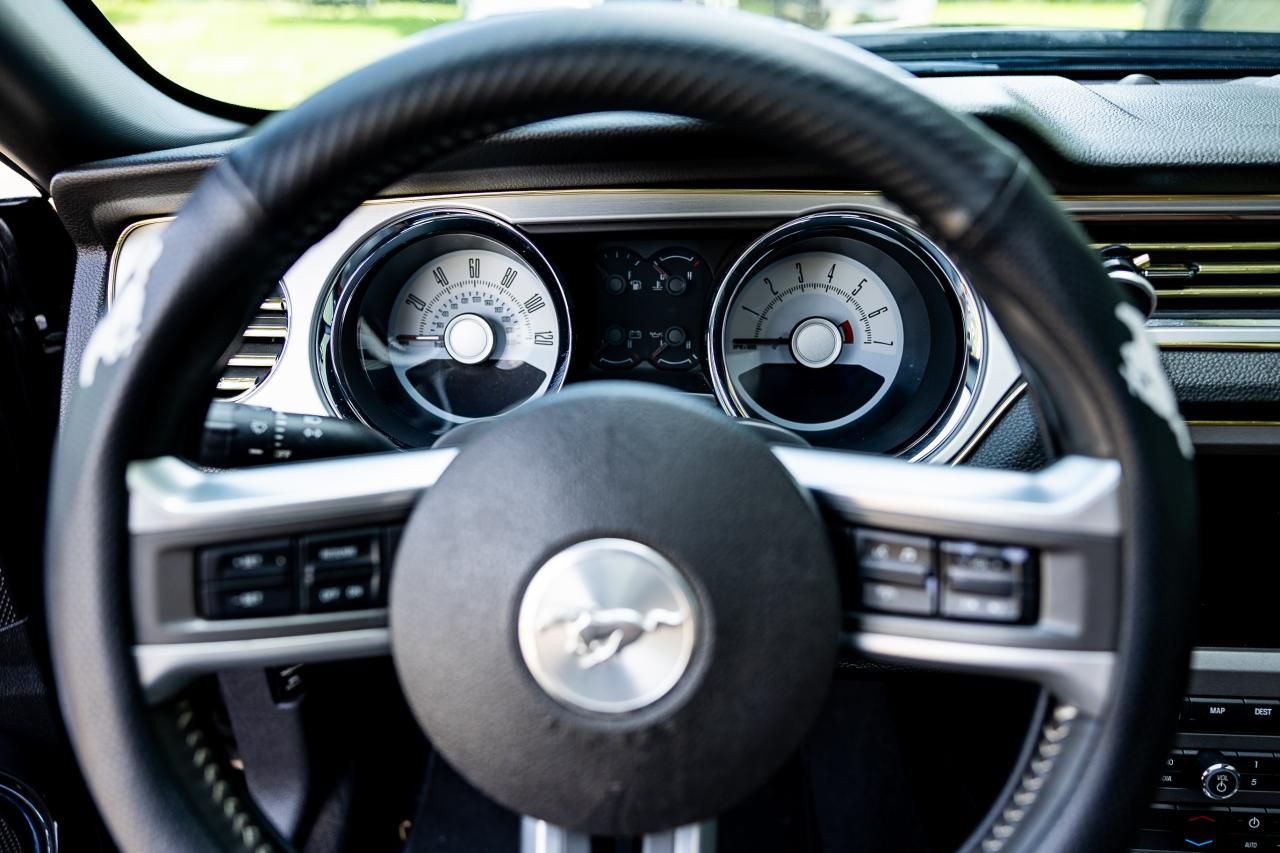 2009 Ford Mustang V6
