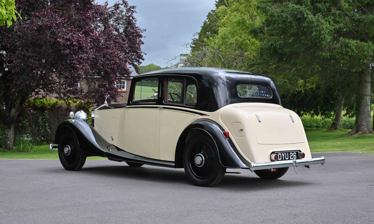 1937 Rolls - Royce 25/30 Saloon by Mann Egerton