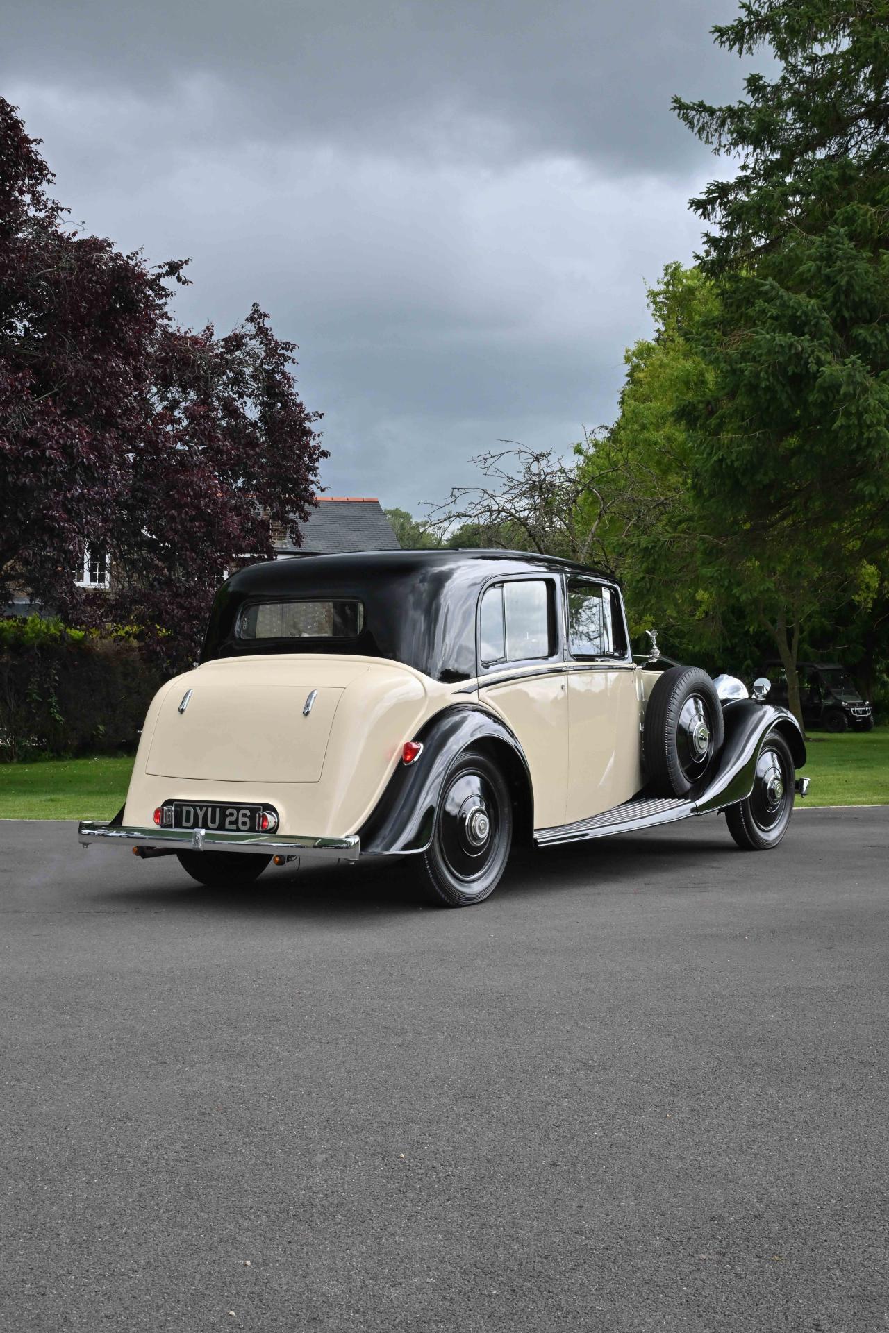1937 Rolls - Royce 25/30 Saloon by Mann Egerton