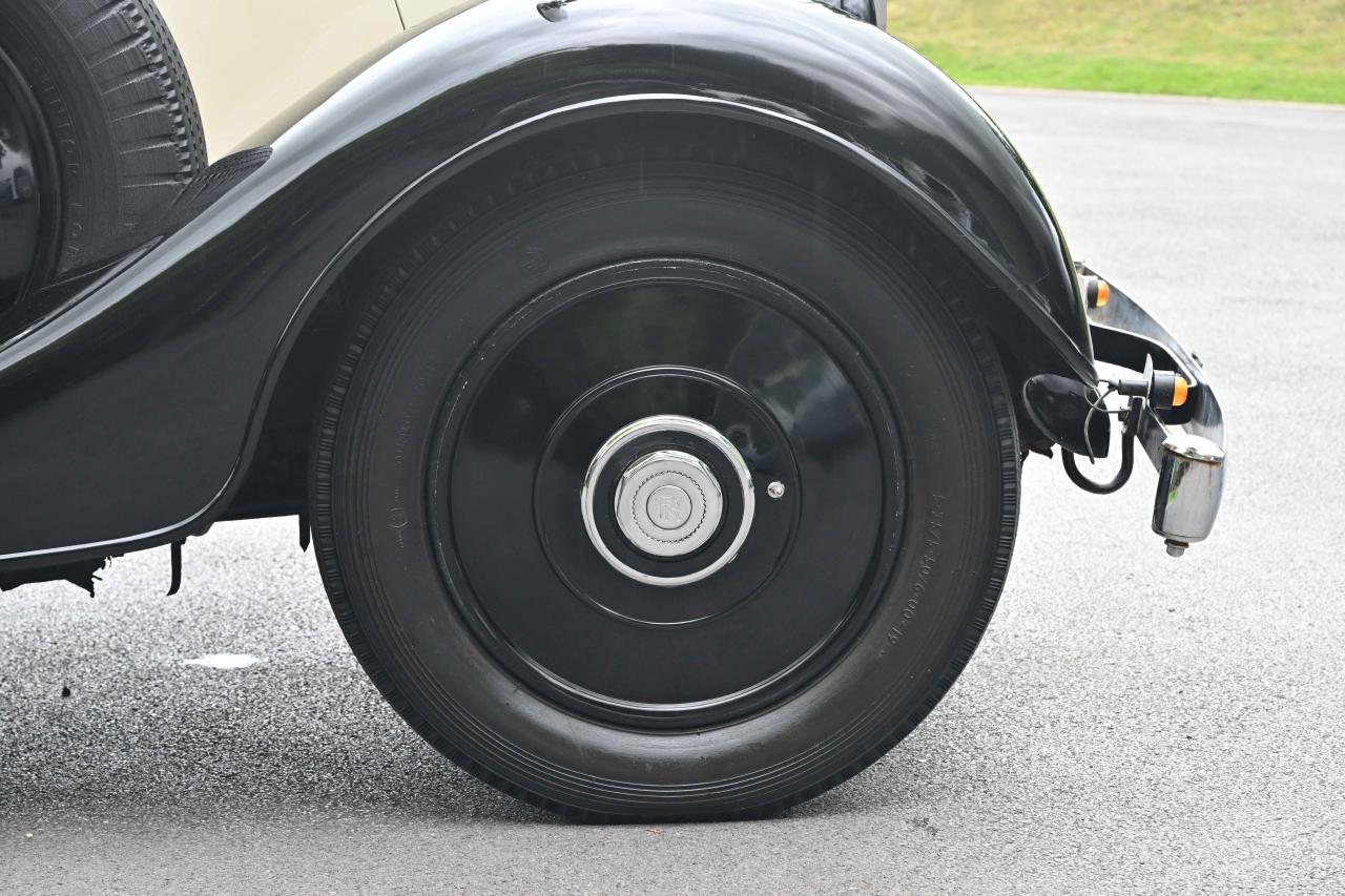 1937 Rolls - Royce 25/30 Saloon by Mann Egerton