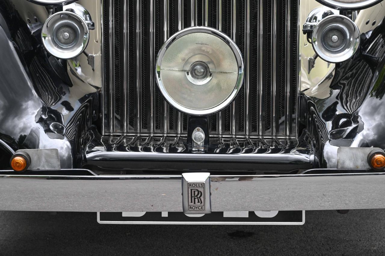 1937 Rolls - Royce 25/30 Saloon by Mann Egerton