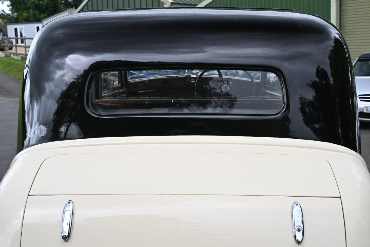 1937 Rolls - Royce 25/30 Saloon by Mann Egerton