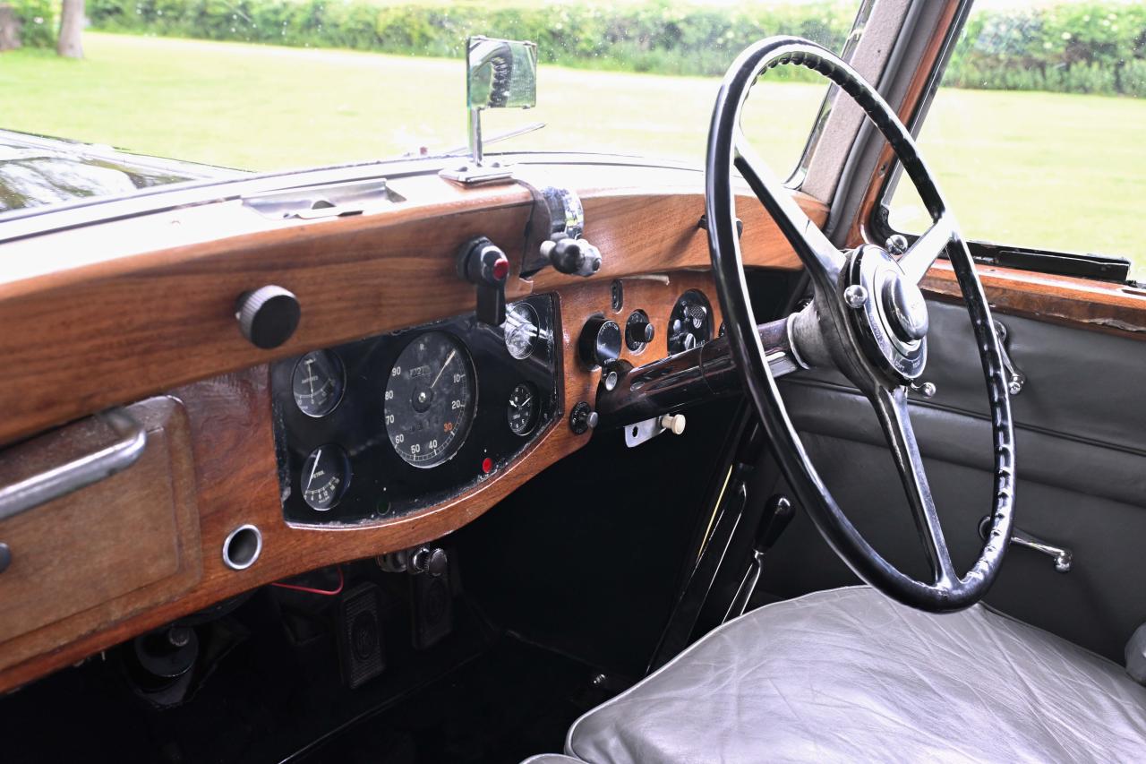 1937 Rolls - Royce 25/30 Saloon by Mann Egerton